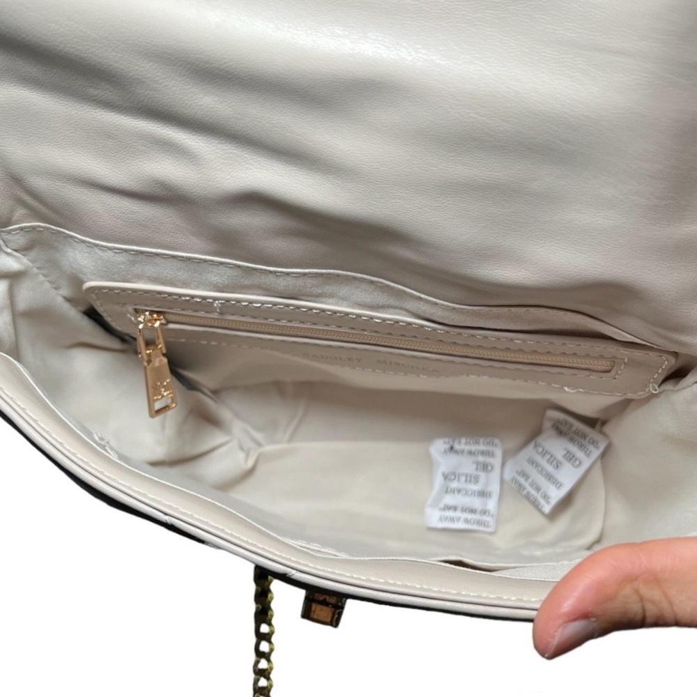 NWT Badgley Mischka Big Diamond Quilted Crossbody Bag - Off White - Picture 8 of 10